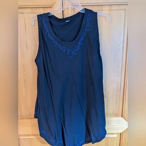Unknown Swing Top Size L( Free With $50.00 Purchase)